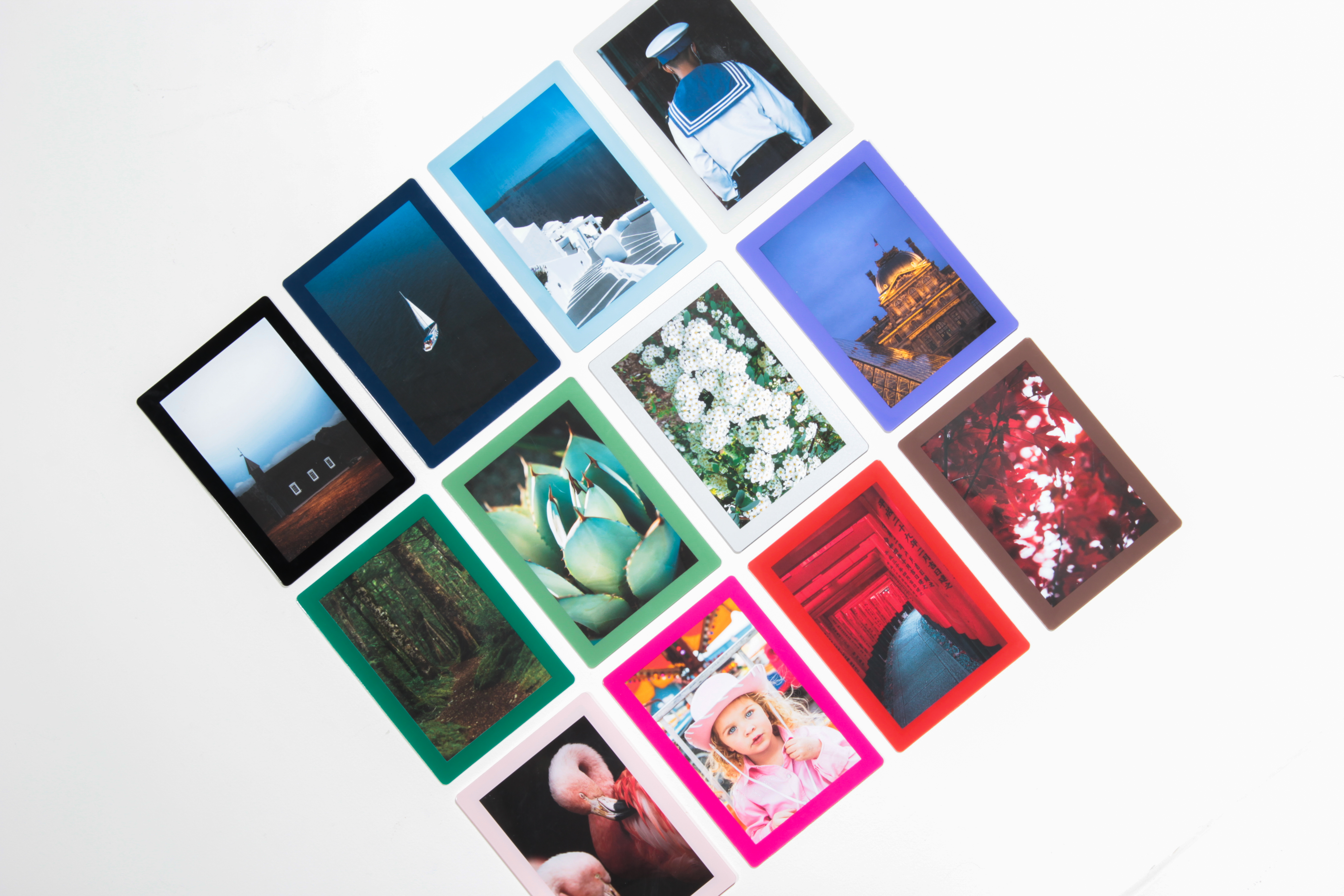 Composition murale de cadre photo coloré et décoratif moderne