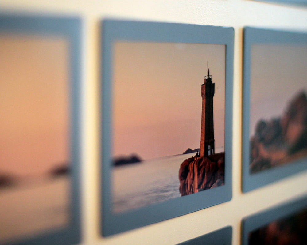 Exploded photo frame with artistic blur effect